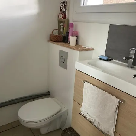 A Louer 1 A 2 Personnes منزل للإقامة سانت آيربلان